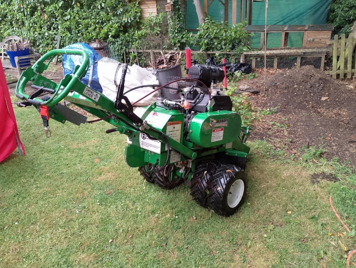 Nice to get the Bandit out today. For all your stump grinding needs, big or small, give us a call :-)