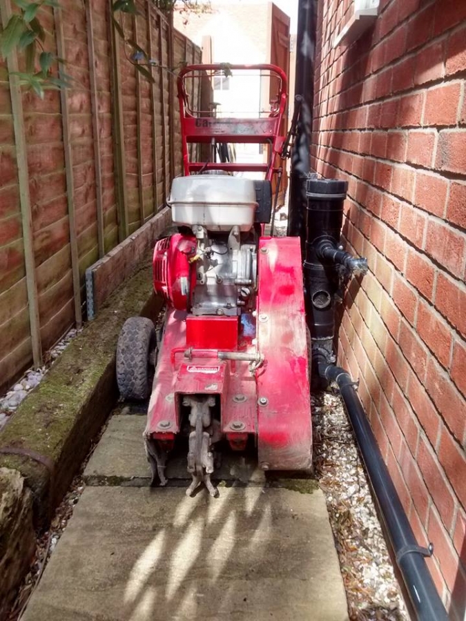 Narrow Access Stump Removal - Herts Stump Grinding and Removal -  The Tree Stump Removal Company