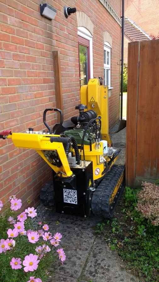 Narrow Access Stump Removal - Herts Stump Grinding and Removal -  The Tree Stump Removal Company