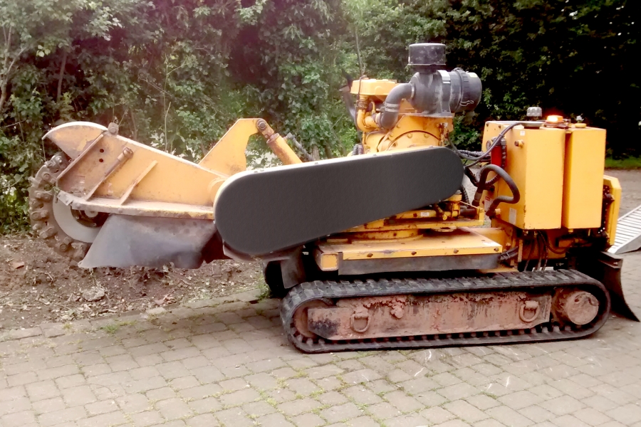 Commercial Tree Stump Removal - Herts Stump Grinding and Removal -  The Tree Stump Removal Company